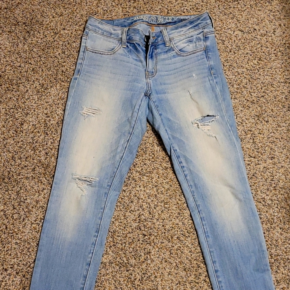American Eagle jeggings. Light blue size 6